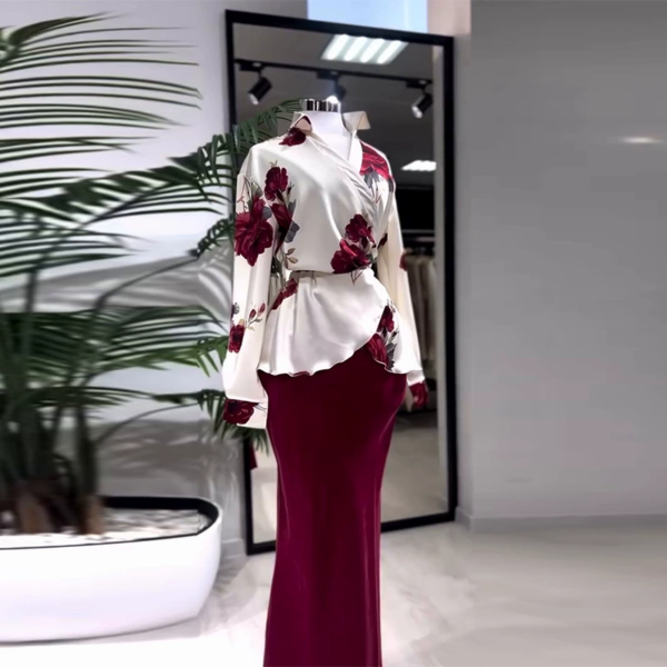 Middle East series women's clothing ~  Red Flower Print White Women Set